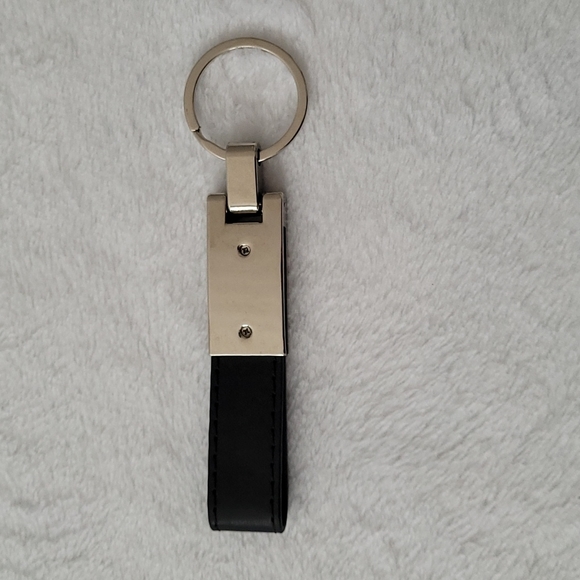 Leather Keychain - Picture 2 of 3